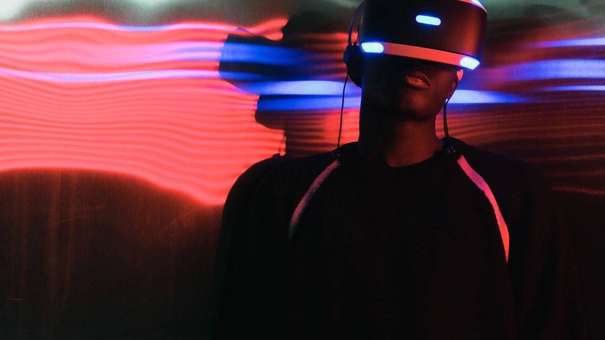 聚鑫汇|【职业发展新路径：数字化时代下的技能重塑】